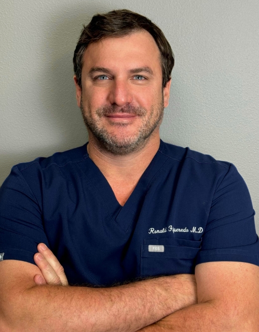 Dr. Ronald Figueredo